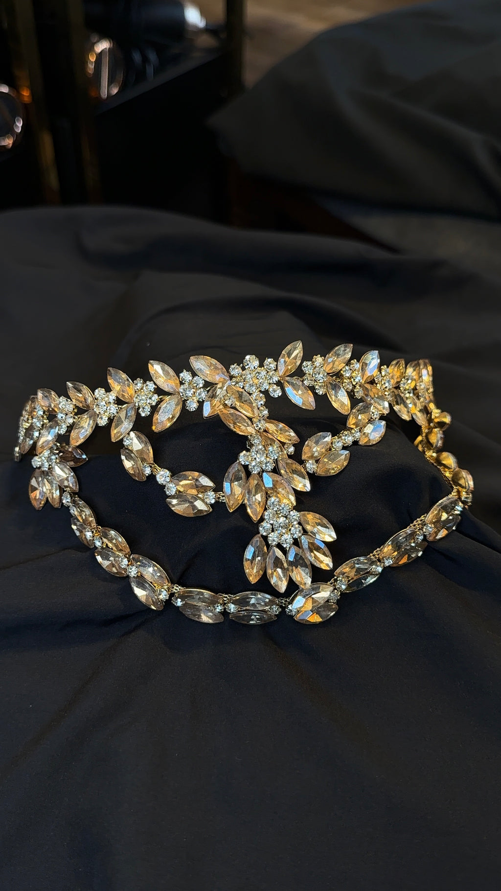 Style Q1 | Headpiece Rental