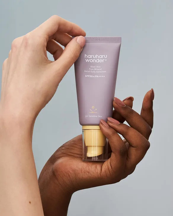 Black Rice Pure Mineral Relief Daily Sunscreen SPF50+ | Haruharu Wonderواقي شمس