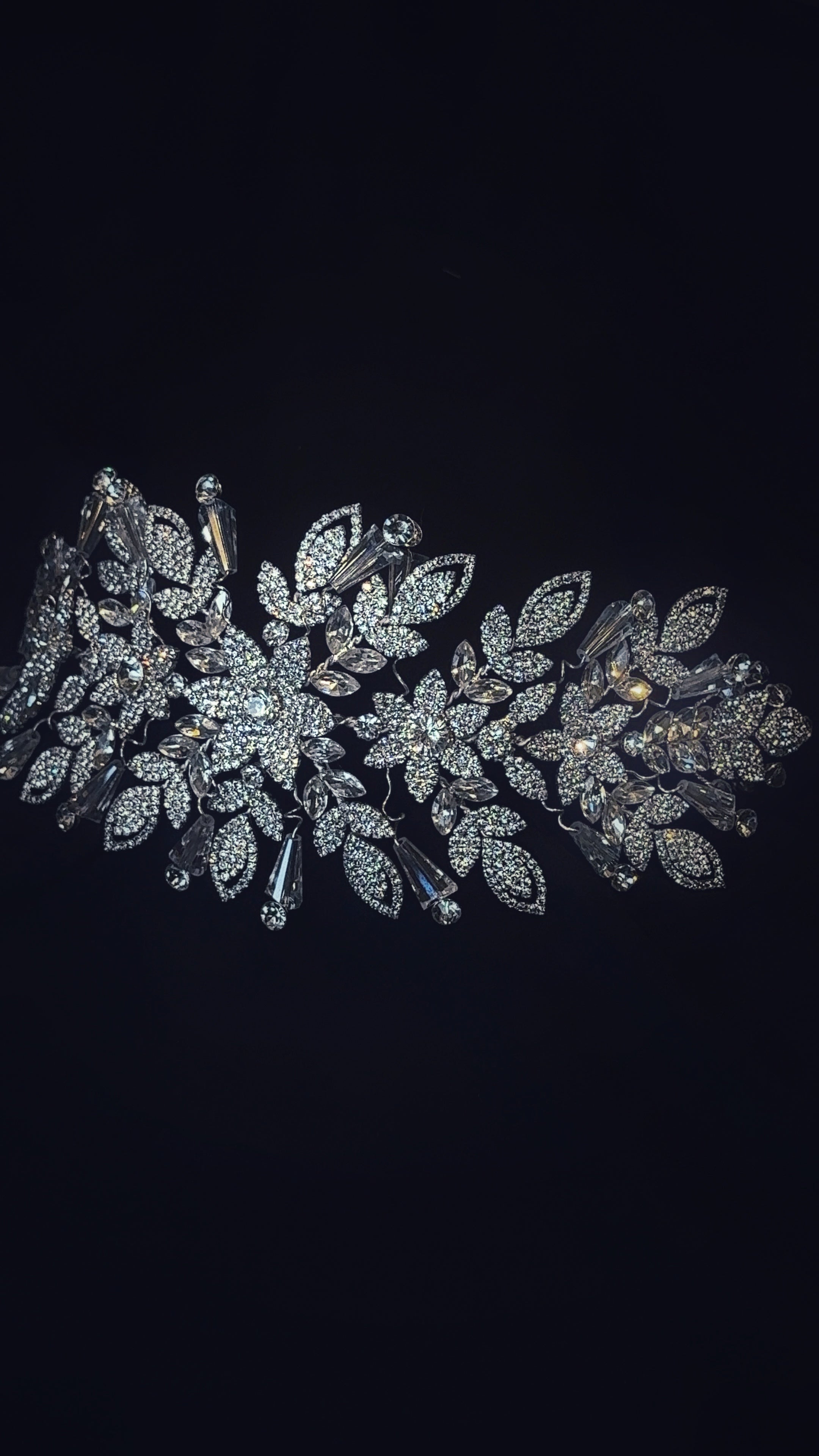 Style Q6 | Headpiece Rental