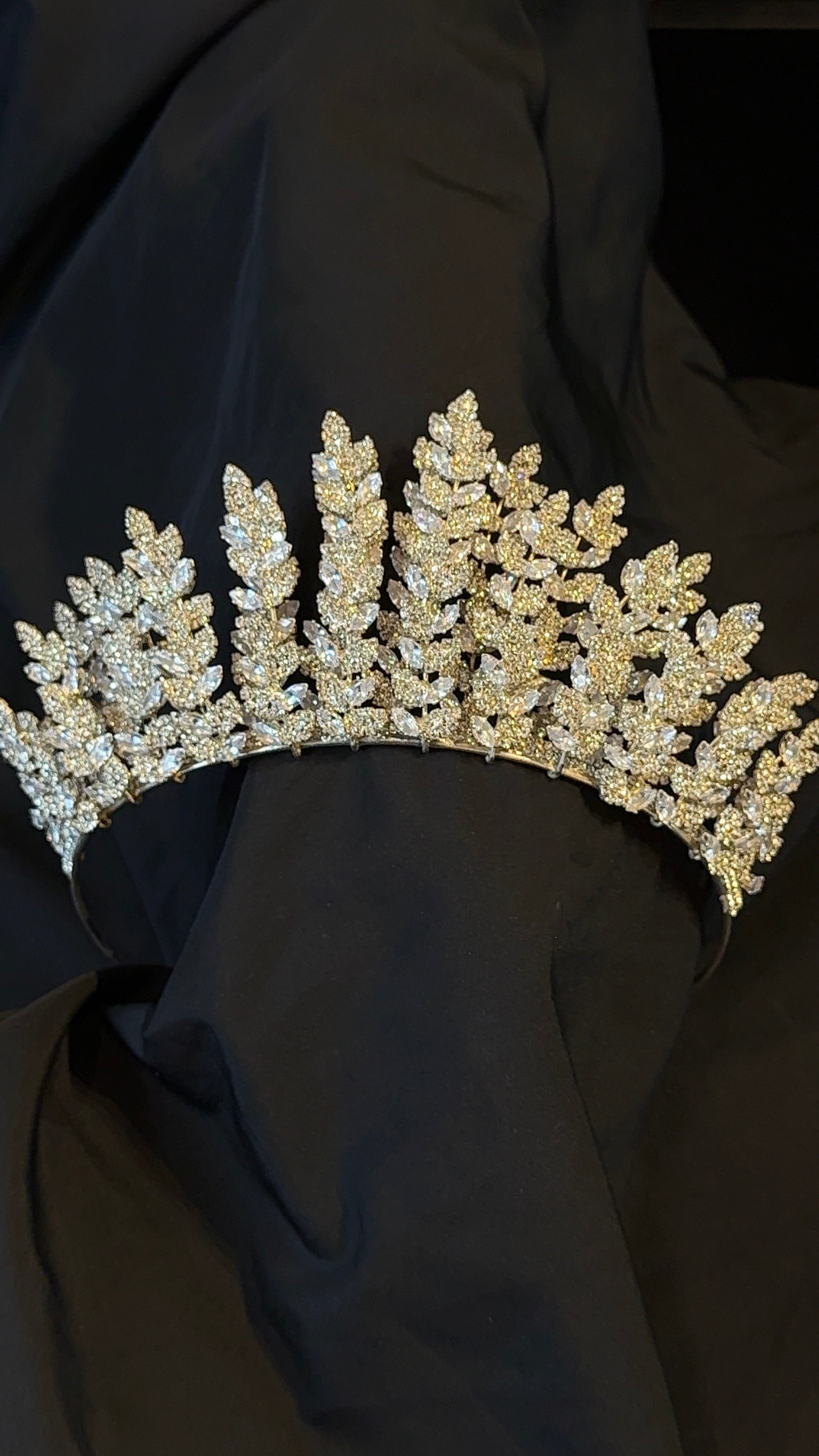 Style K10 | Headpiece Rental