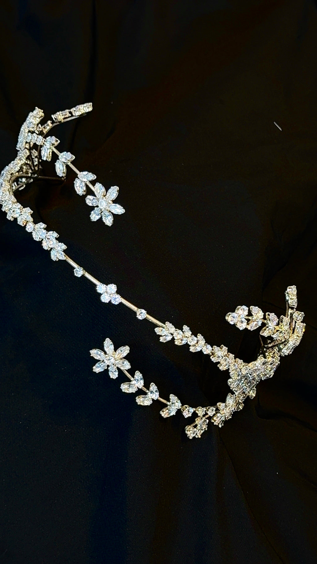 Style Q3 | Headpiece Rental