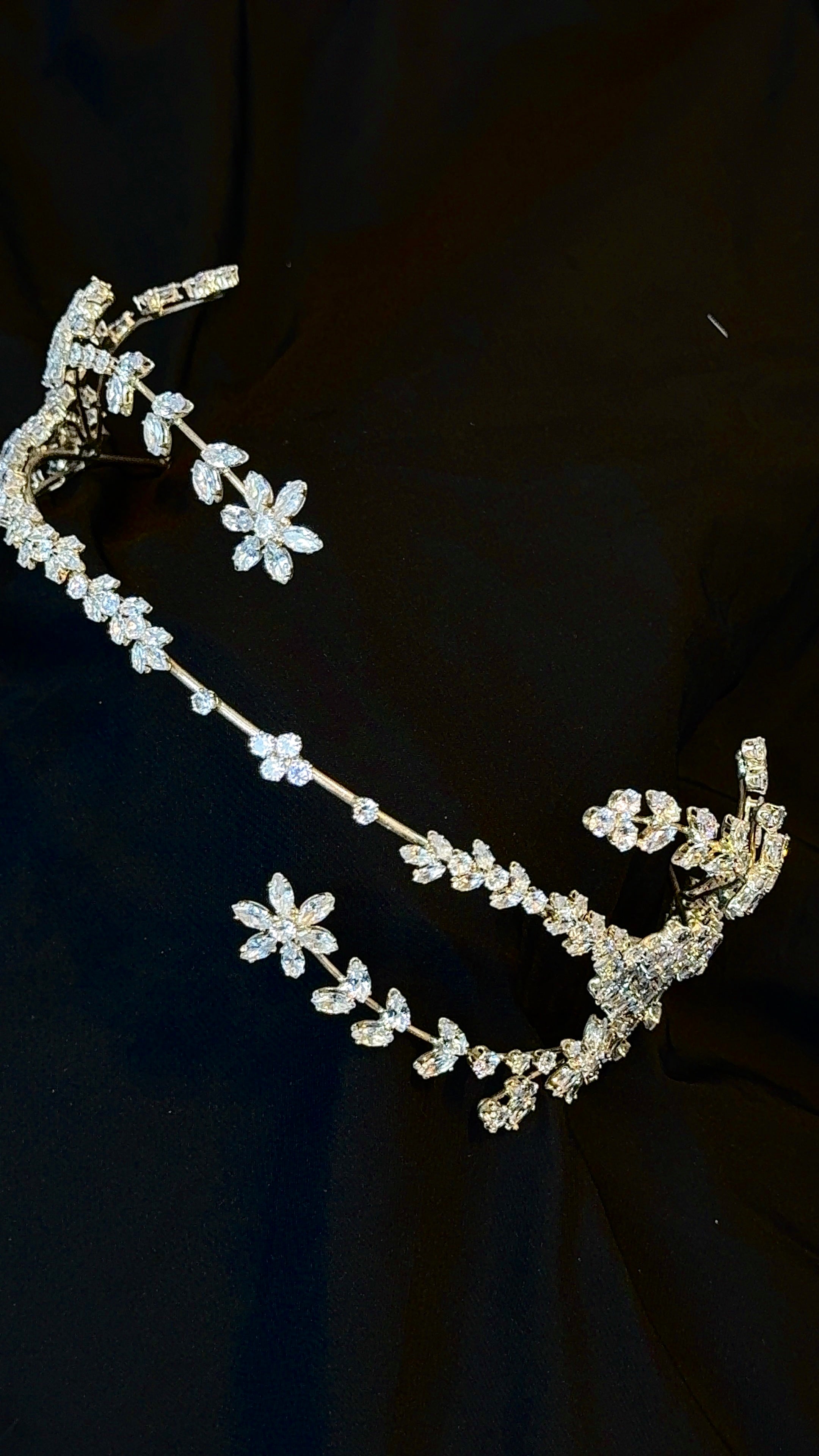 Style Q3 | Headpiece Rental