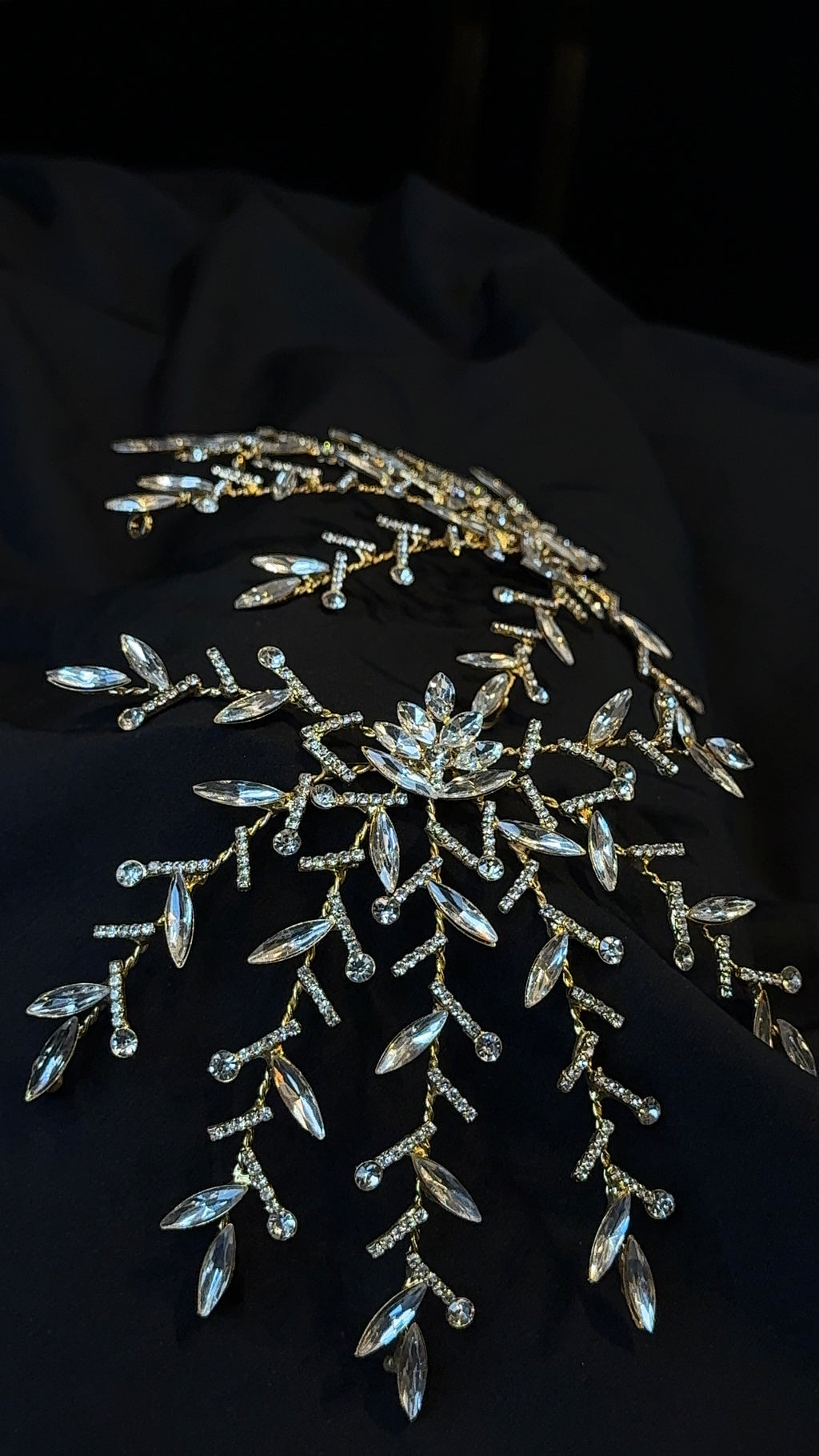 Style Q7 | Headpiece Rental