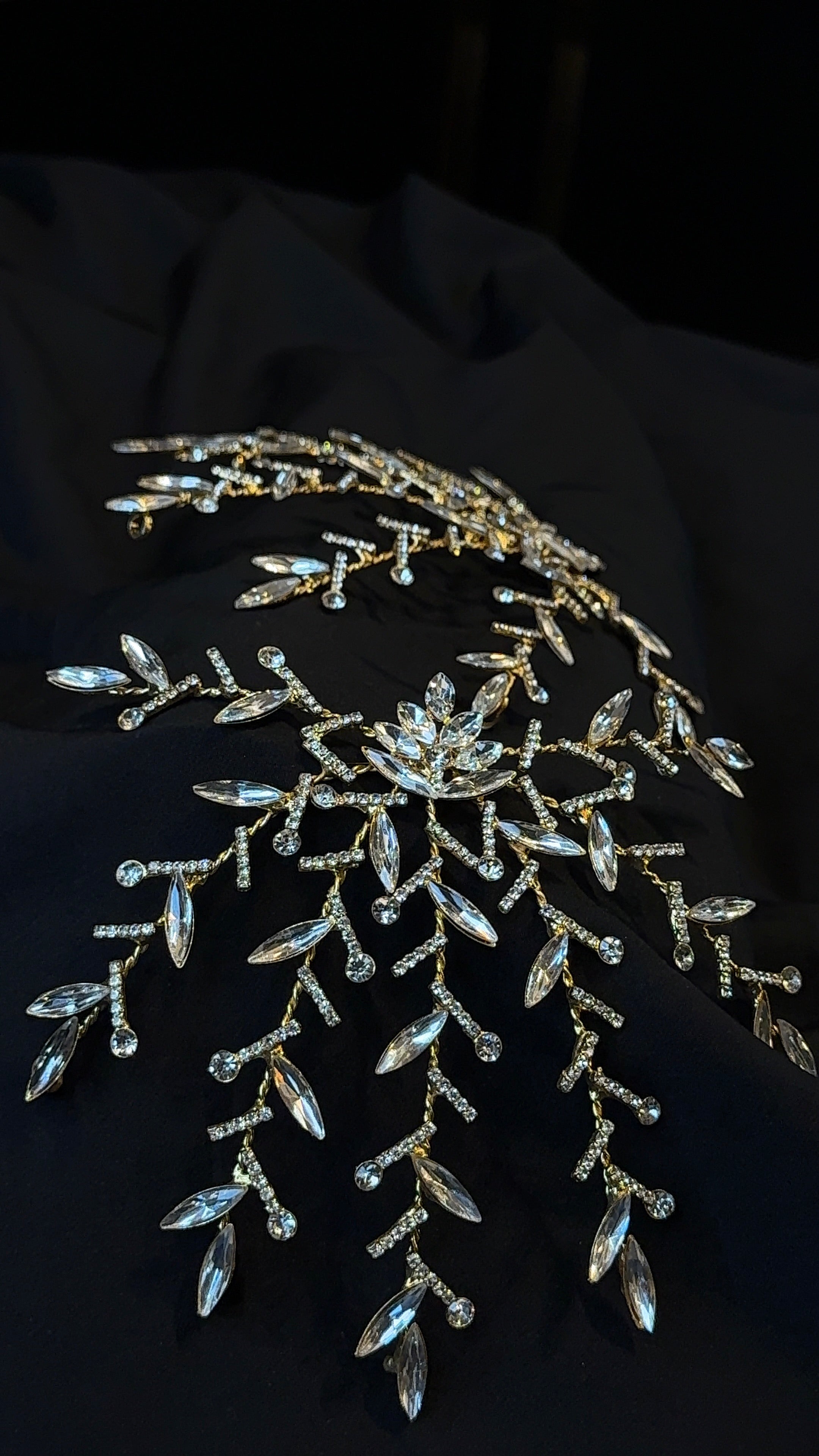 Style Q7 | Headpiece Rental