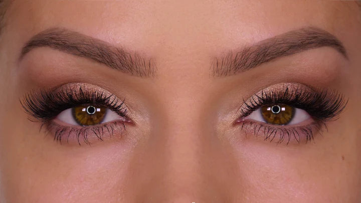Natural Lashesرموش طبيعية