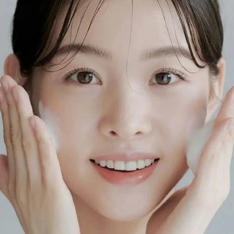 The Real Noni Acne Bubble Cleanser | Celimax