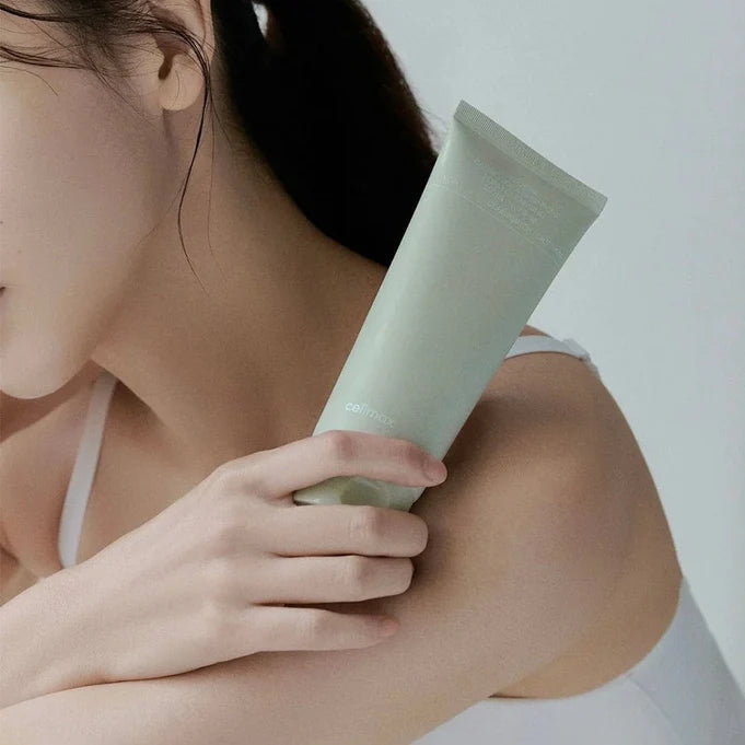 Baking Soda Jiwoogae Foam Cleanser, Deep Pore Purifying & Oil-Control Face Wash | Celimax