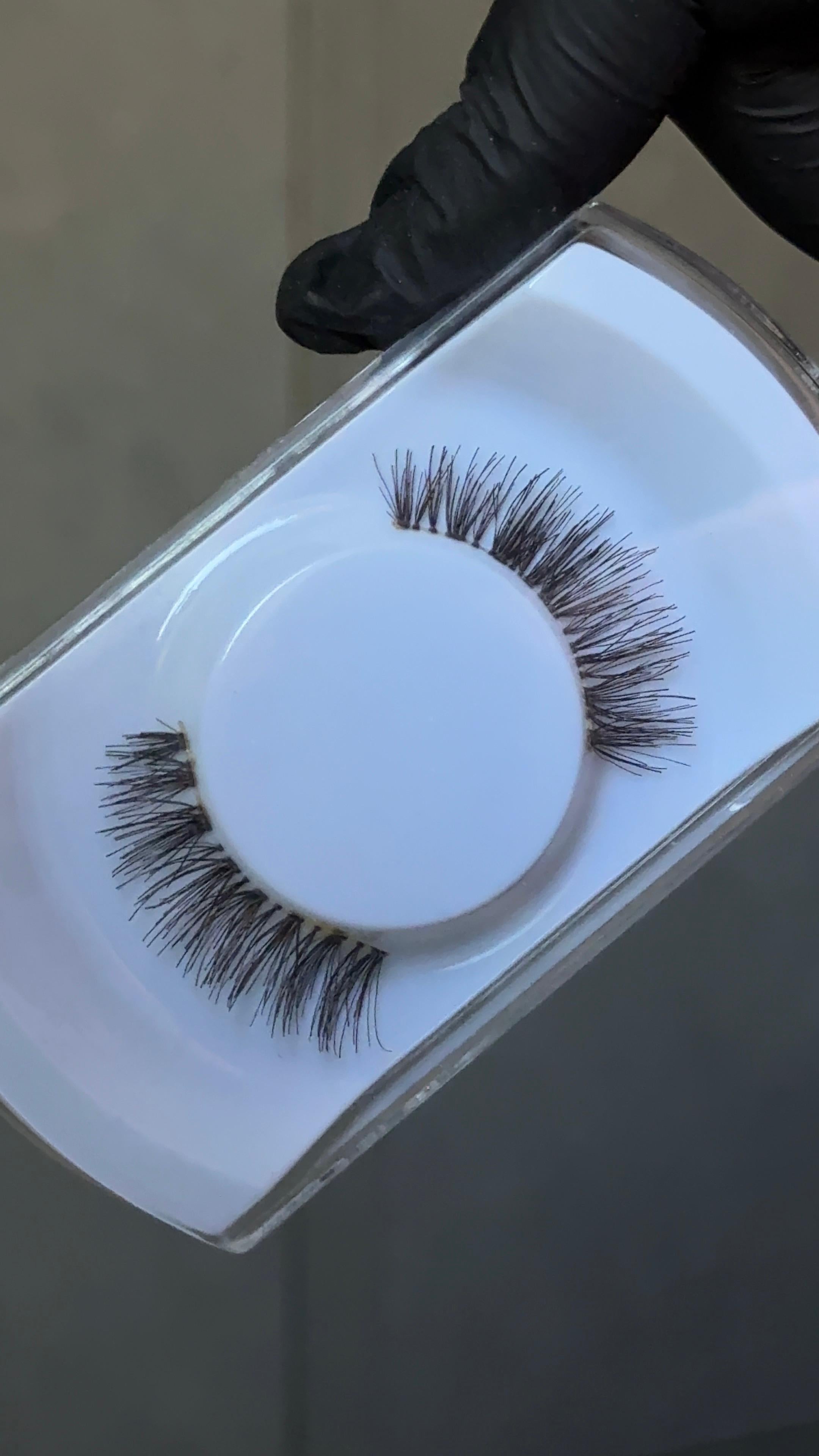 Natural Lashesرموش طبيعية