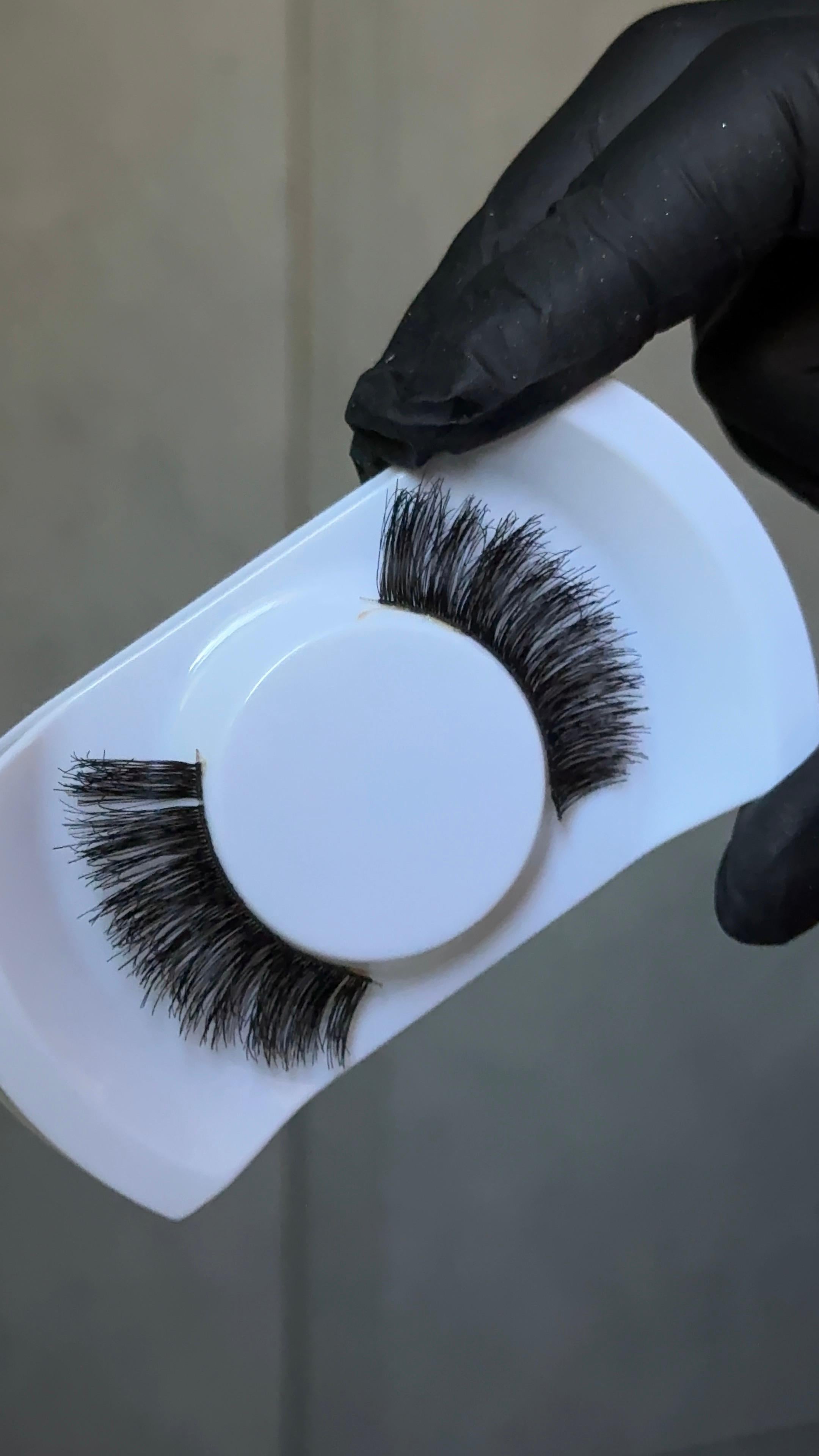 Natural Lashesرموش طبيعية