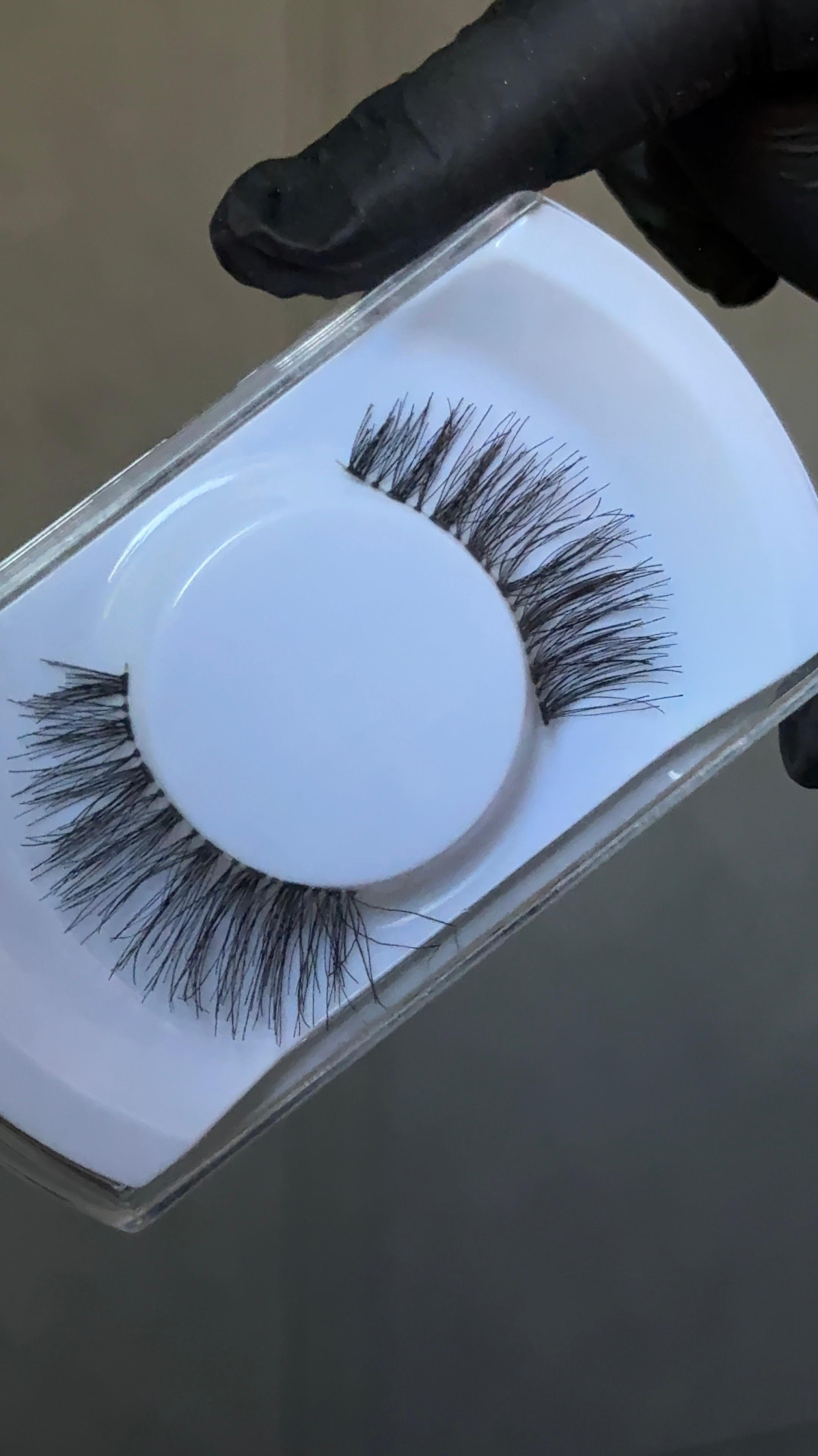 Natural Lashesرموش طبيعية