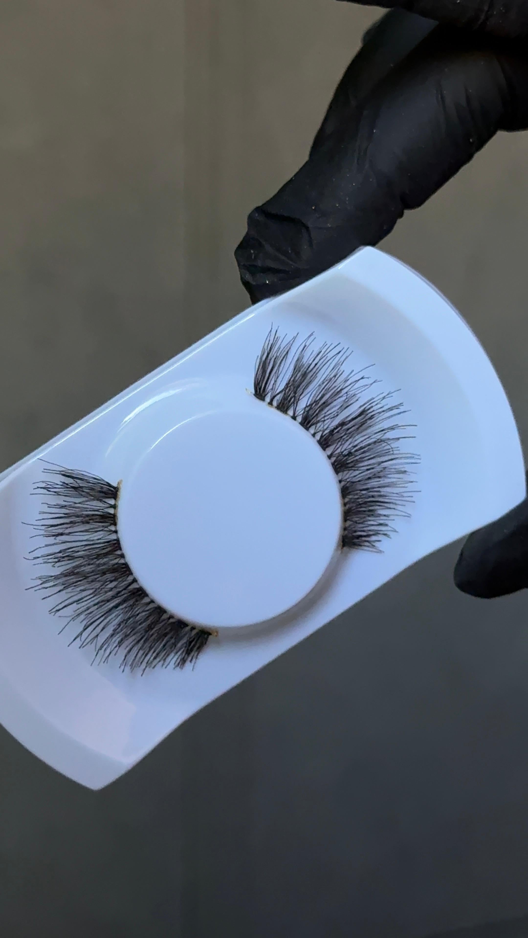 Natural Lashesرموش طبيعية