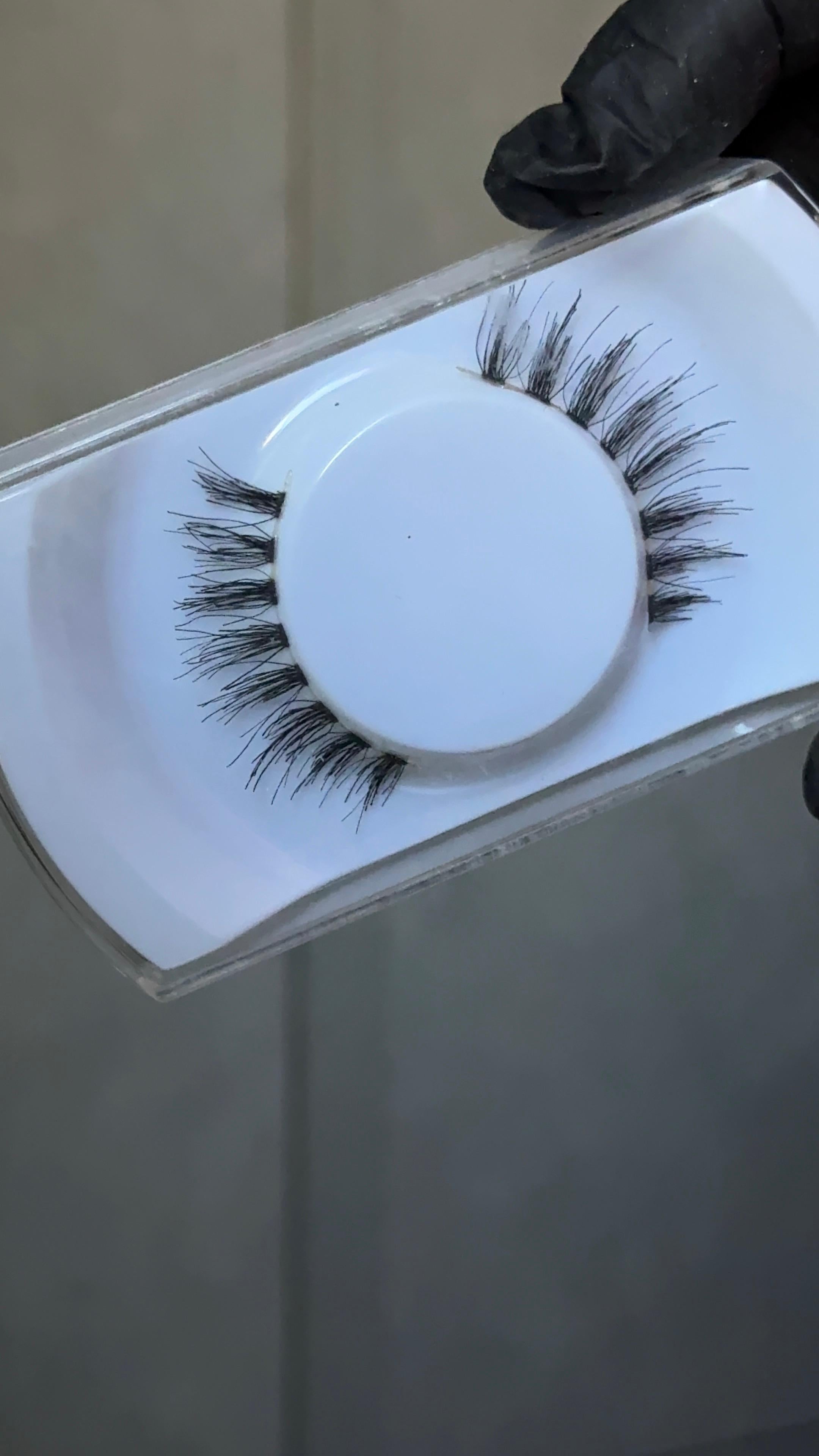 Natural Lashesرموش طبيعية