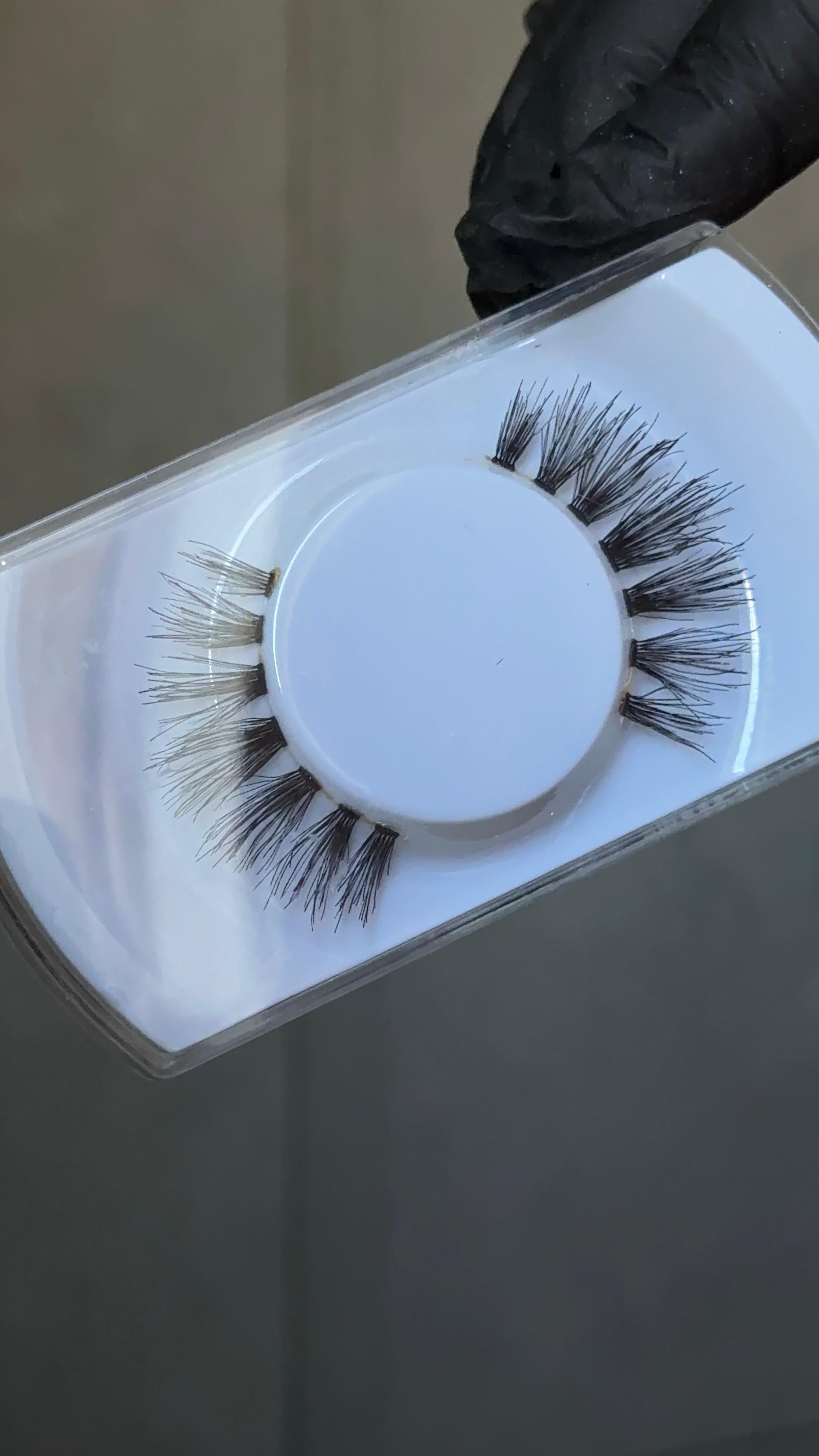 Natural Lashesرموش طبيعية