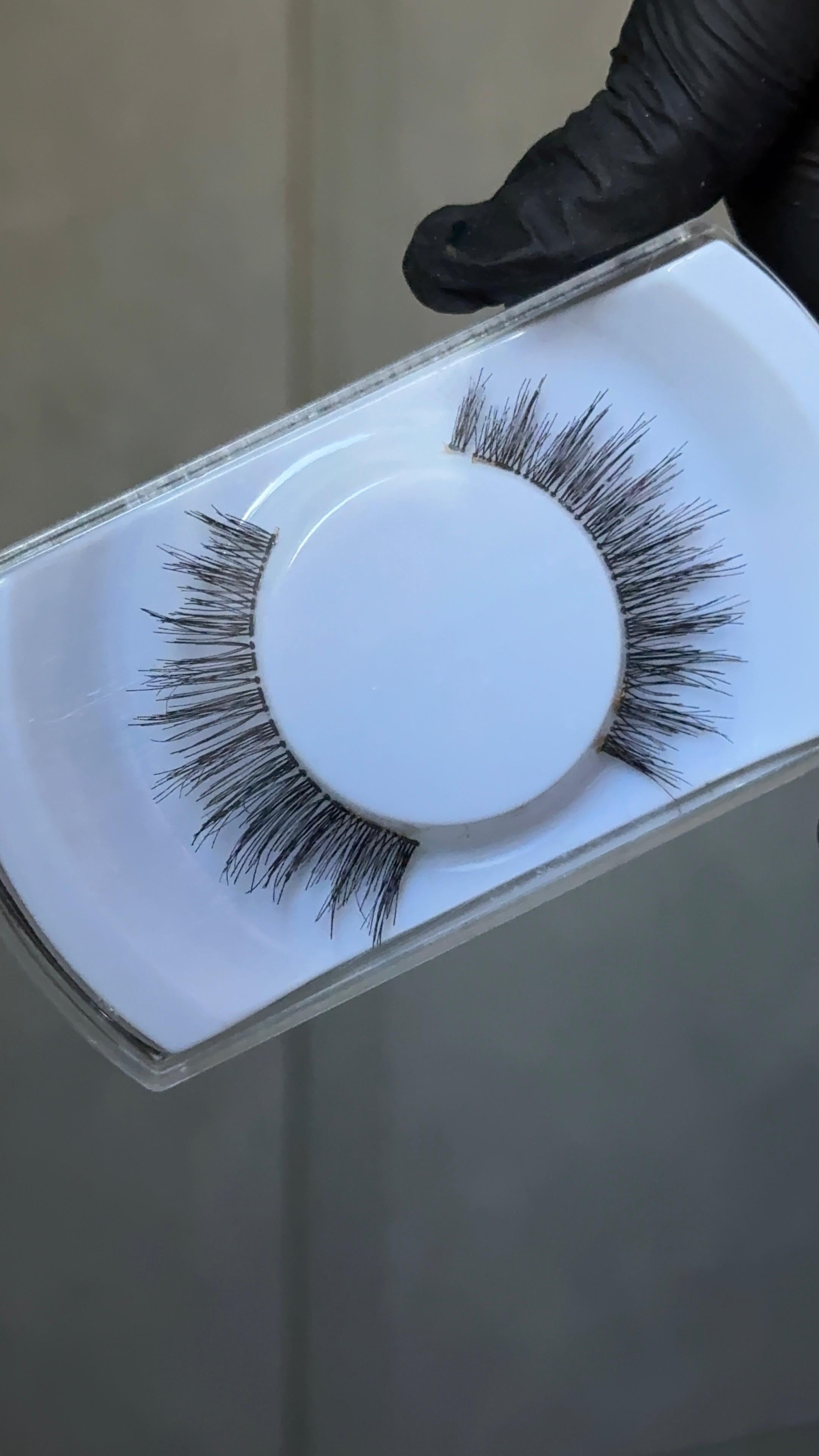 Natural Lashesرموش طبيعية