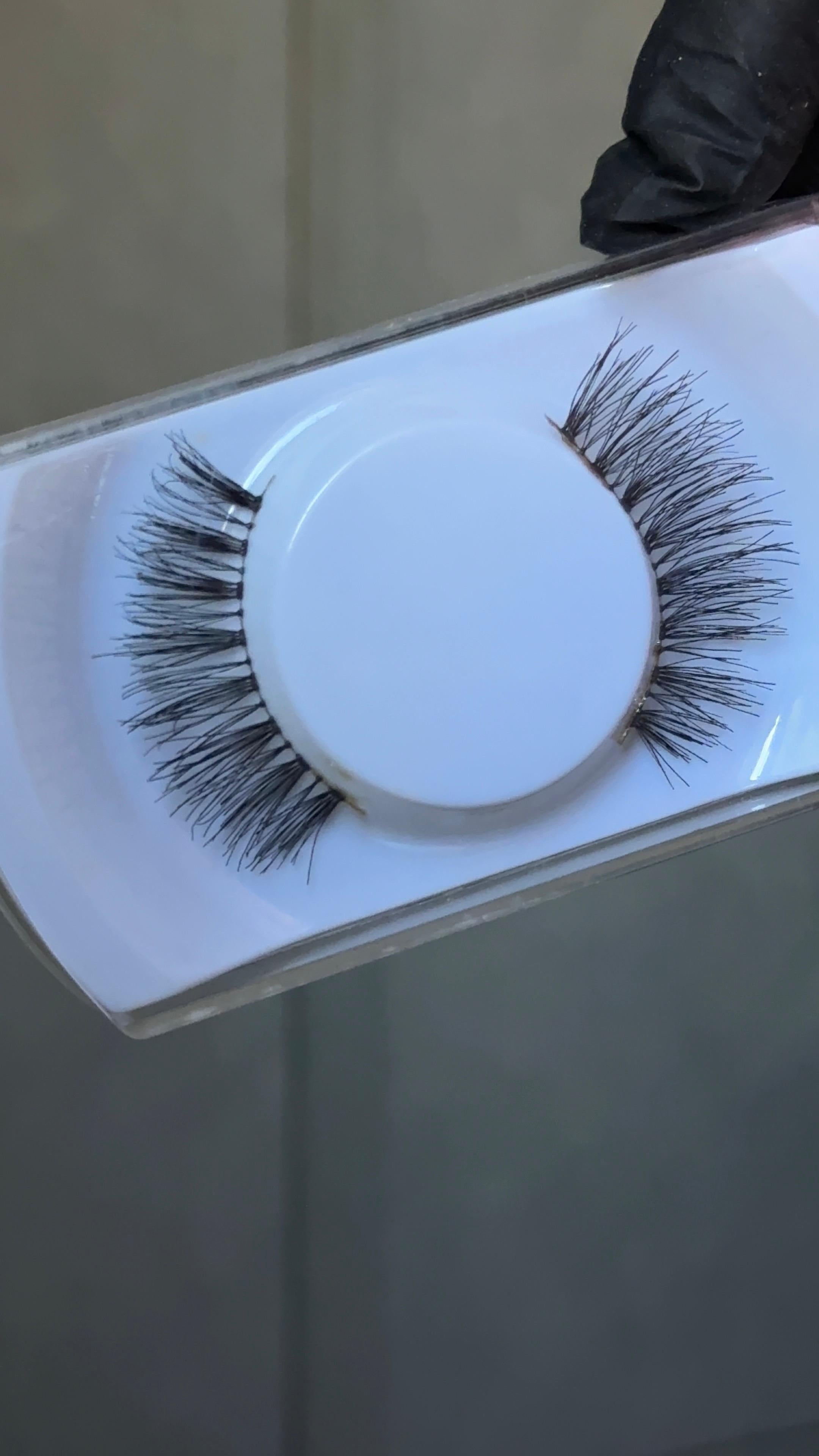 Natural Lashesرموش طبيعية