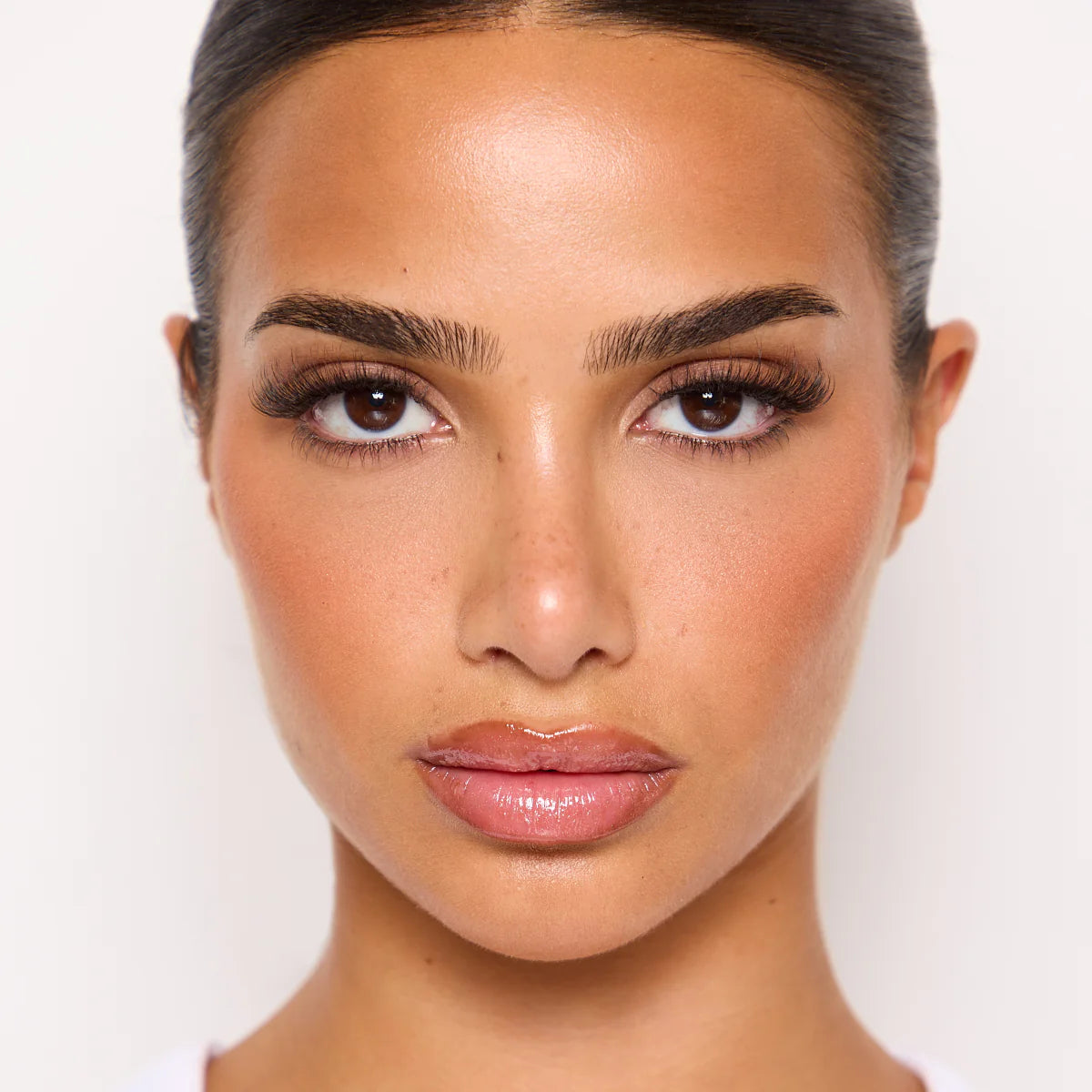 Natural Lashesرموش طبيعية