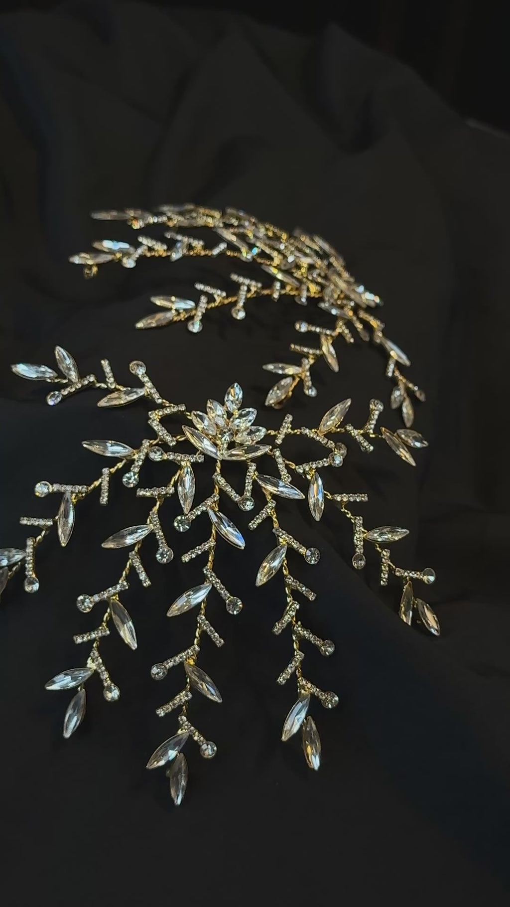 Style Q7 | Headpiece Rental