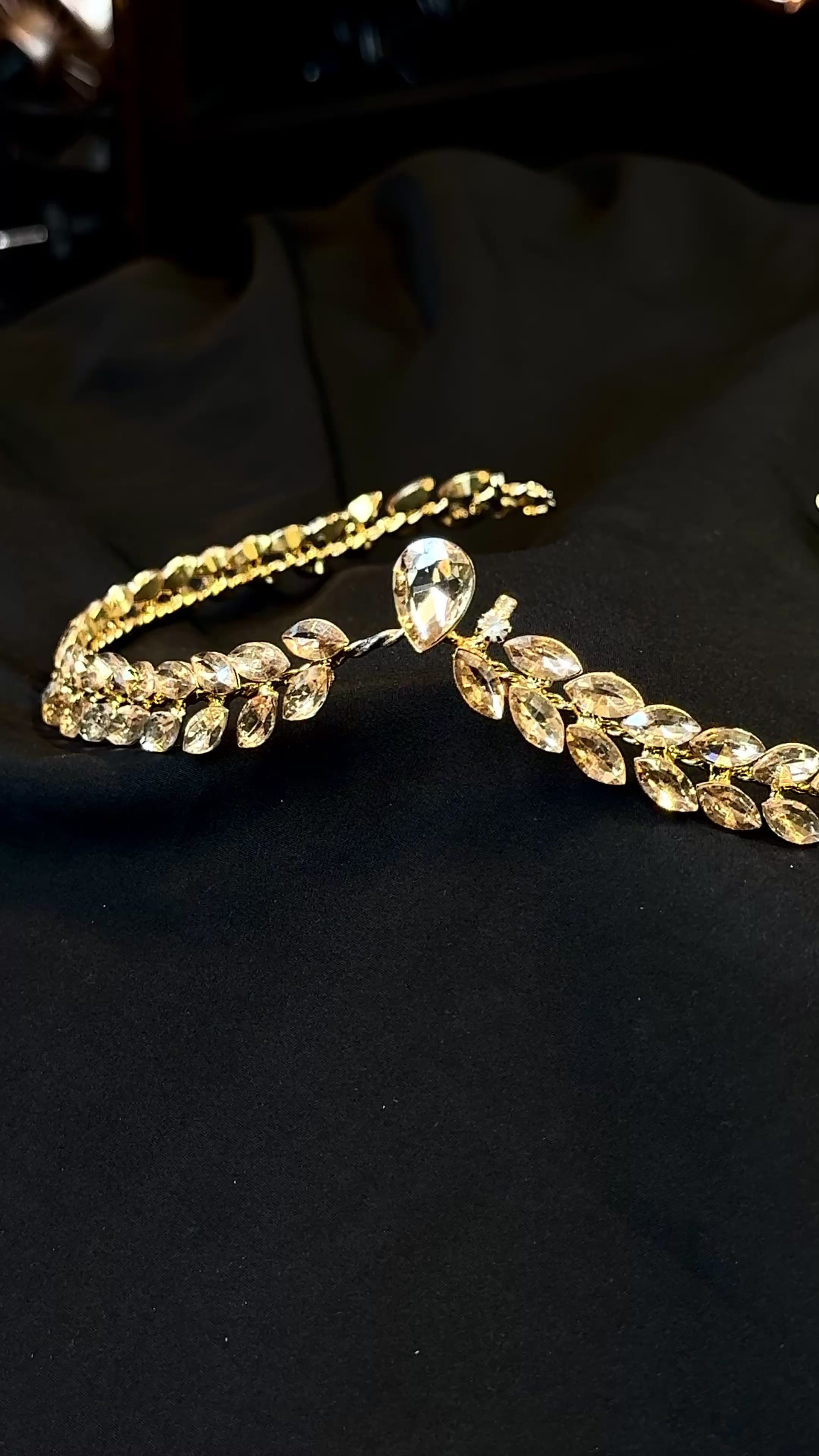 Style T3 | Headpiece Rental
